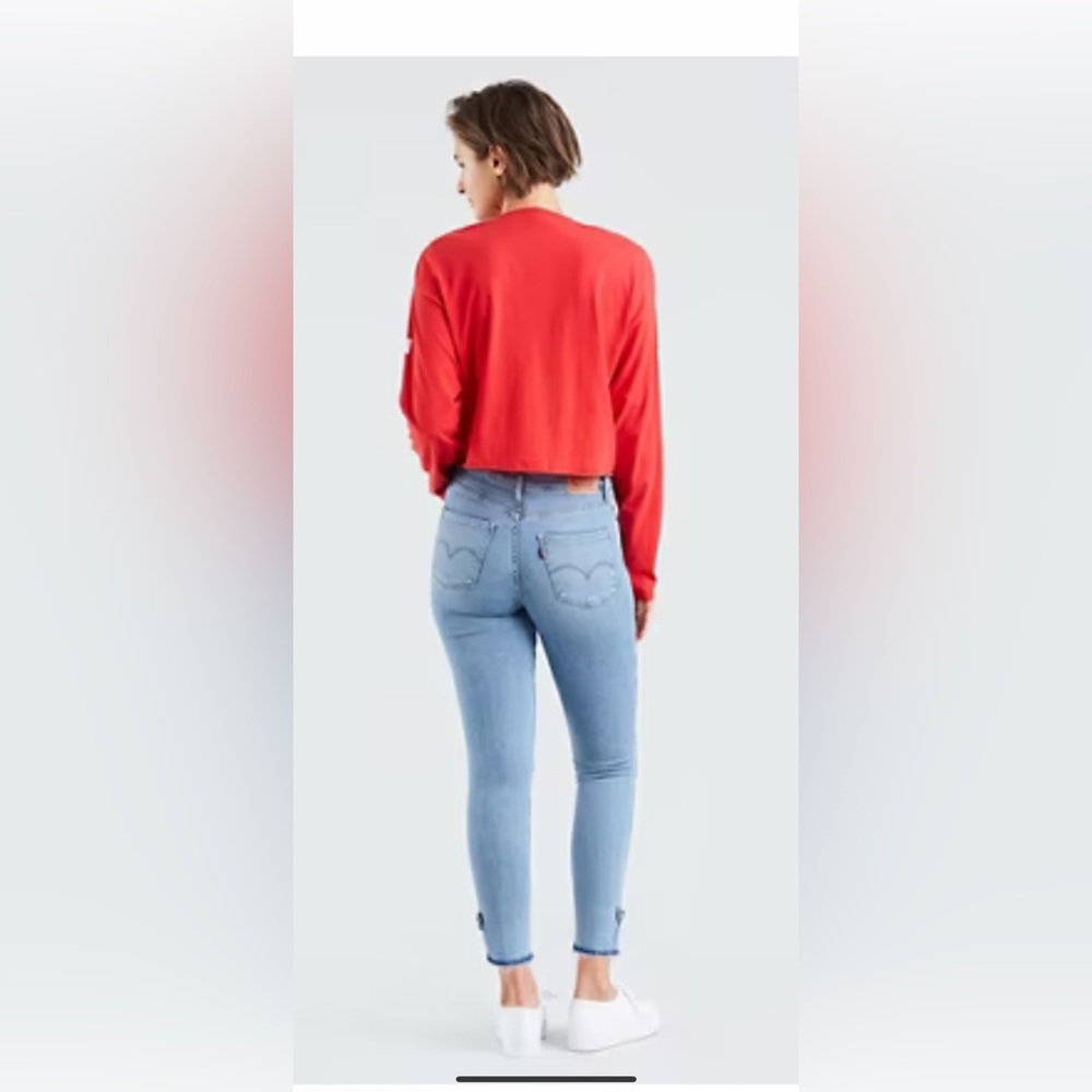 Levi’s 721 high rise skinny, size 26